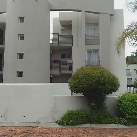 The Apartment On Katherine Street In Central Sandton Johannesburg Eksteriør billede